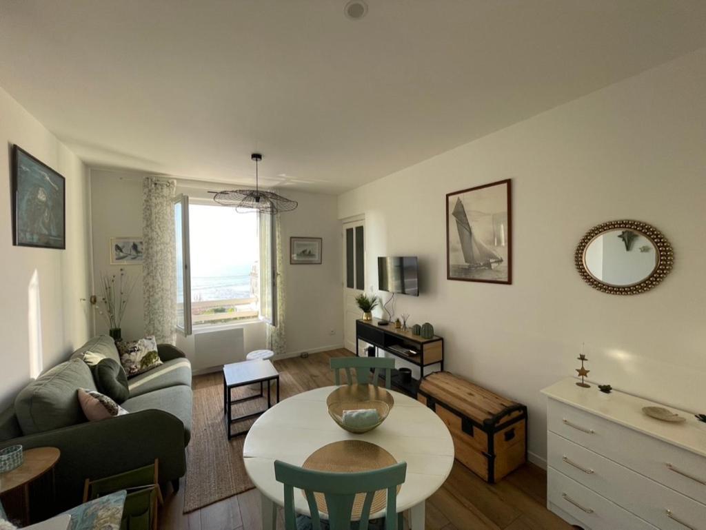 La Belle Etoile Apartment เอิลท์ ภายนอก รูปภาพ